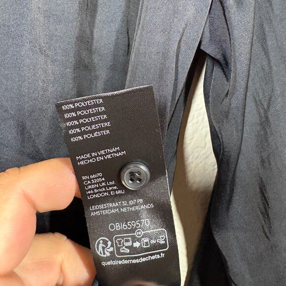 By Anthropologie Small Draped Crossover Roll Tab Sleeves Top Blouse Black - Picture 6 of 9